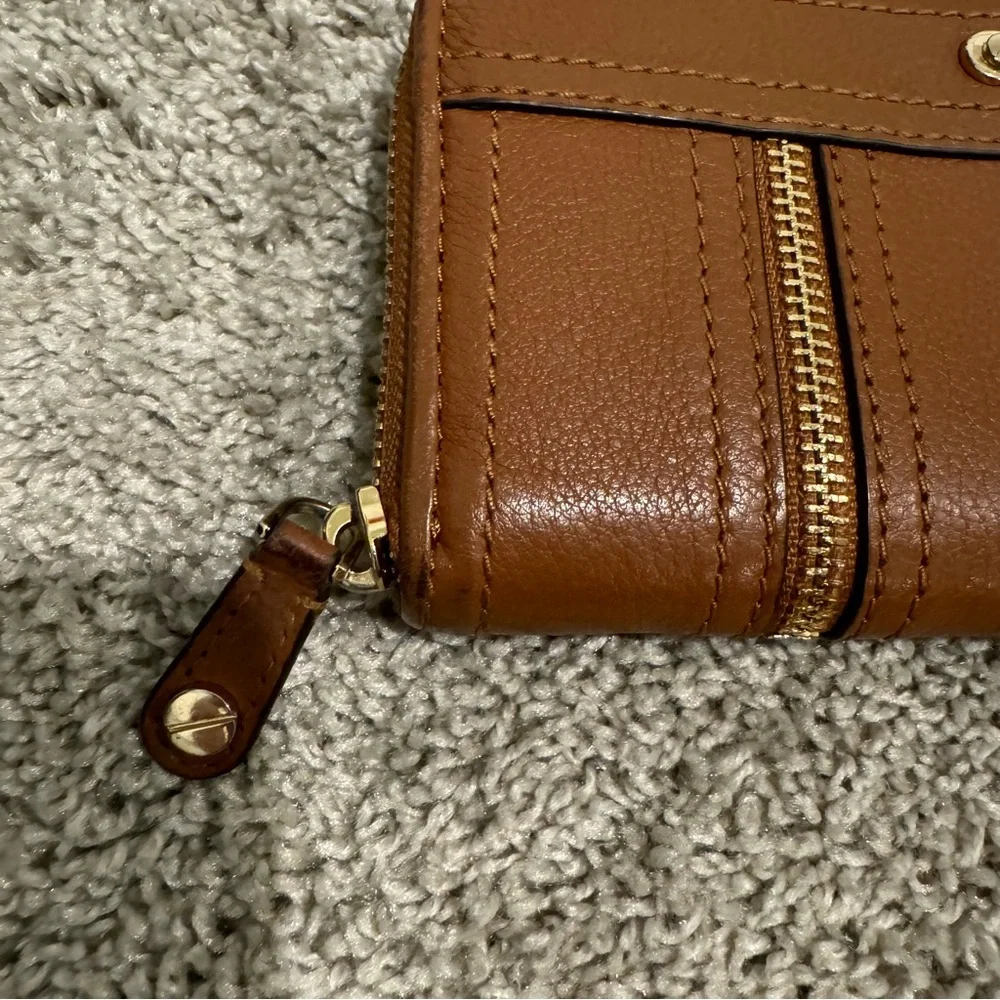 Michael Kors zippered accent pebbled leather zip around wallet